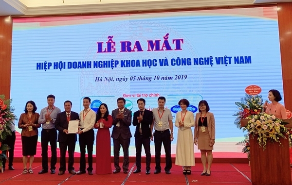 Kết quả hình ảnh cho Đại hội Hiệp hội Doanh nghiệp Khoa học và Công nghệ Việt Nam lần thứ nhất
