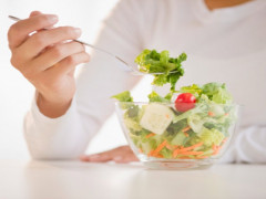 10 lợi ích sức khỏe của salad rau tươi