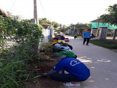 Mô hình “30 phút cuối tuần vì môi trường xanh”  của đoàn xã Gáo Giồng, huyện Cao Lãnh, tỉnh Đồng Tháp