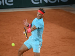 Nadal hạ Sinner ở tứ kết Roland Garros
