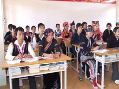 Sinh viên dân tộc thiểu số thôn ĐBKK được giảm 70% học phí