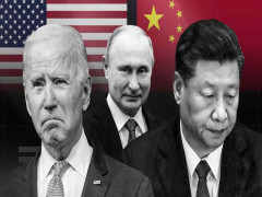 Một năm bận rộn của chính quyền Biden: “Đau đầu” đối phó với Nga và Trung Quốc