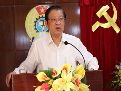 Trưởng Ban Nội chính Trung ương thăm và tặng quà Tết cho người dân Quảng Nam