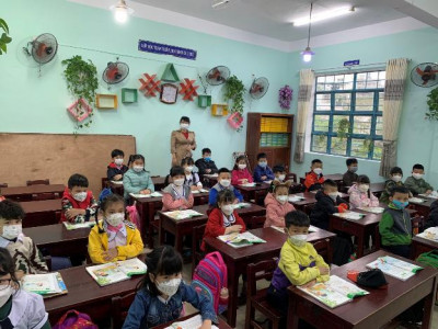 Đà Nẵng: Ngày đầu học sinh tiểu học và mầm non trở lại trường