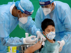 Chính phủ đồng ý tiếp nhận viện trợ vaccine phòng COVID-19 cho trẻ 5-12 tuổi