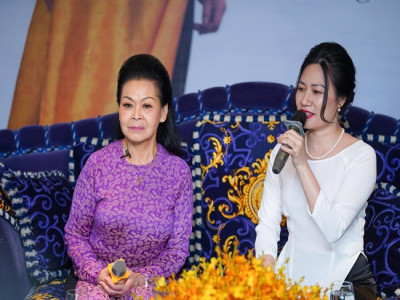 Ca sĩ Khánh Ly: Đừng coi tôi là “tượng đài” của nhạc Trịnh