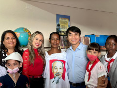 Thăm trường Tiểu học Nguyễn Văn Trỗi, La Habana