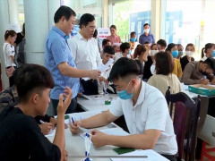 Trung tâm DVVL Ninh Bình: Hướng đến chuyển đổi số trong chi trả bảo hiểm thất nghiệp cho lao động