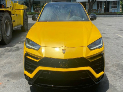 Siêu SUV Lamborghini Urus Pearl Capsule đầu tiên về nước, màu sơn có thể gây nhầm lẫn