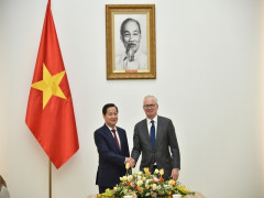 Phó Thủ tướng Lê Minh Khái tiếp CEO Hiệp hội Công nghiệp bán dẫn Hoa Kỳ