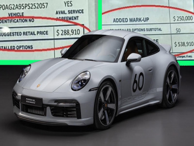 Porsche 911 Sport Classic 2023 mà Cường 