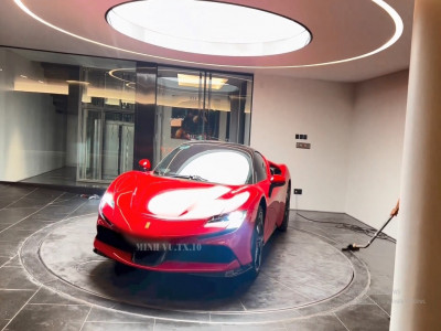 Doanh nhân Đức Huy xây nhà mới cho siêu xe Ferrari SF90 Stradale chẳng khác gì showroom siêu xe