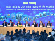 Thủ tướng: Không thể hời hợt, bán rẻ giá trị văn hóa du lịch Việt Nam