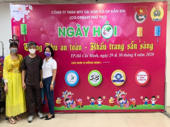 Co.opmart Phú Thọ (quận 11) tổ chức hoạt động chào mừng Đại hội Đảng bộ Saigon Co.op