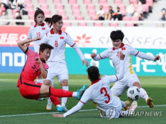 Lịch thi đấu bóng đá hôm nay (12/4): ĐT nữ Việt Nam tái đấu Hàn Quốc