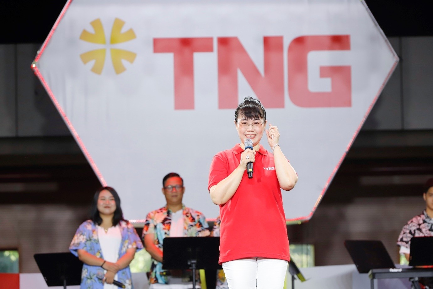 Chân dung Chủ tịch TNG Holdings Nguyệt Hường