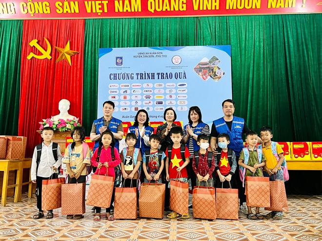 https://media.thanhnienviet.vn/uploads/2023/04/24/2-1682299917.JPG