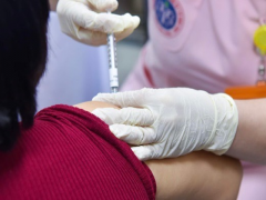 Sẽ đưa vaccine COVID-19 vào tiêm chủng thường xuyên