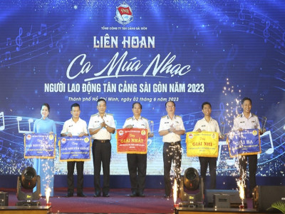 Tổng công ty Tân cảng Sài Gòn tổ chức liên hoan ca múa nhạc