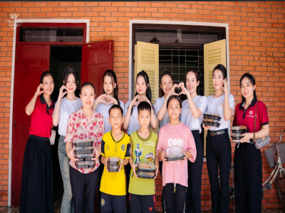 Top 20 “Hoa khôi Thanh lịch Thành phố Vinh” tham gia nhiều hoạt động an sinh xã hội trước thềm Đêm chung kết