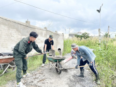 Tuổi trẻ Trung đoàn Cảnh sát cơ động 29 tham gia xây dựng nông thôn mới tại huyện Nhà Bè