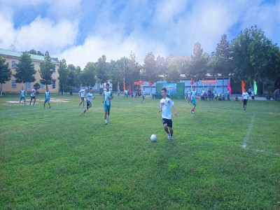 Trung đoàn 274 phối hợp với Ủy ban hội xã Cam Thành nam tổ chức giao lưu bóng đá