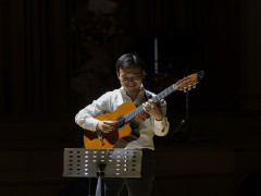 Nghệ sĩ guitar Jazz Lương Xuân Thịnh - người truyền cảm hứng từ những hạt mầm nhỏ bé