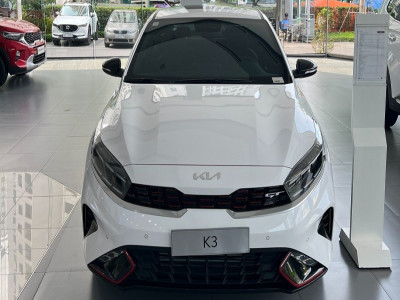 Xả xe sản xuất năm 2022, đại lý giảm đến 80 triệu đồng cho Kia K3