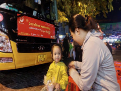 Khởi hành “chuyến xe hạnh phúc”  đưa miễn phí 900 người dân vỀ quê đón tết