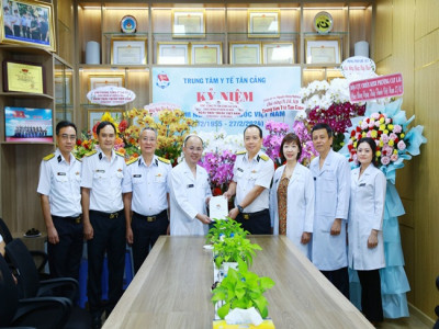 Tổng công ty Tân Cảng Sài Gòn chúc mừng ngày Thầy thuốc Việt Nam