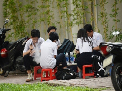 Nâng cao nhận thức về tác hại việc sử dụng thuốc lá điện tử của học sinh các trường trung học phổ thông trên địa bàn quận Hà Đông, thành phố Hà Nội