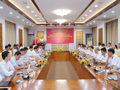Bí thư Thành ủy Cần Thơ thăm và làm việc tại Tổng công ty Tân cảng Sài Gòn