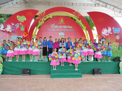 1.000 em thiếu nhi tham dự ngày hội “Thiếu nhi Việt Nam - Học tập tốt, rèn luyện chăm” tại Đắk Nông