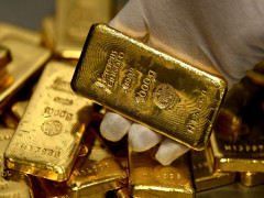 Giá vàng hôm nay 1-2: Tăng mạnh lên gần ngưỡng 78 triệu đồng/lượng