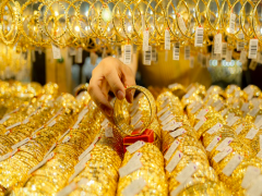 Giá vàng hôm nay 4-3: Vàng trong nước ổn định quanh mức 80 triệu đồng/lượng